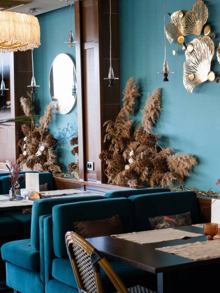 Beautiful,Interior,Of,The,Restaurant,,Interior,Design,By,Designer